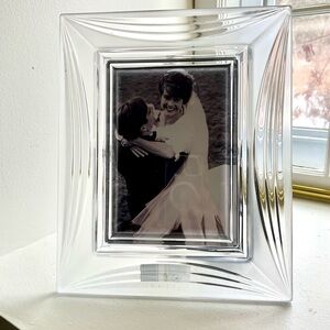 Vintage Mikasa Paloma 5x7 Beveled Glass Frame – Unused, With Box